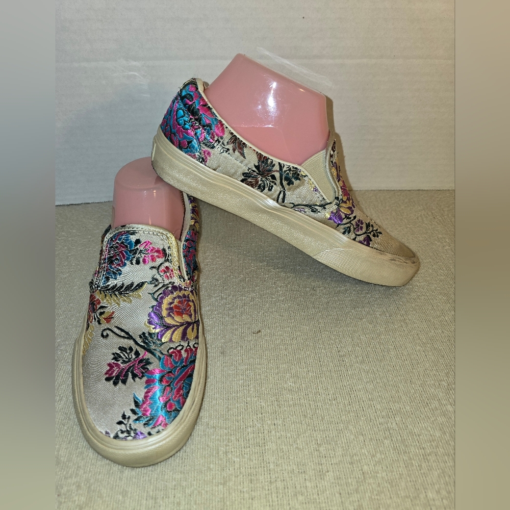 Vans Gold Festival Satin Floral Embroidered Slip-On Sneakers size 8